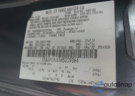 2017 Ford Mustang V6 z USA, uszkodzony, nr VIN 1FA6P8AM1H5259364